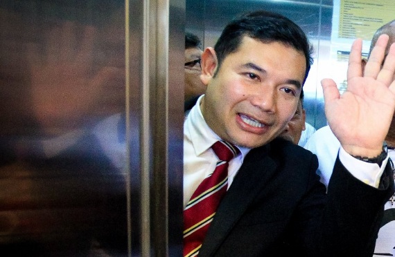 Pandangan Peguam kenapa Rafizi ke penjara: Dulu kalah kes saman NFC kini kes BAFIA 