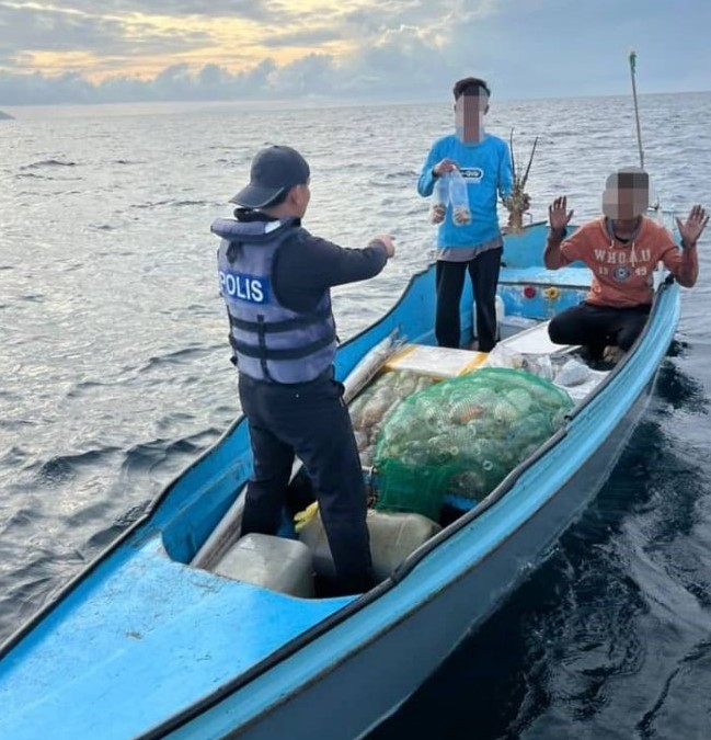Cubaan seludup udang, minyak sawit digagalkan PPM