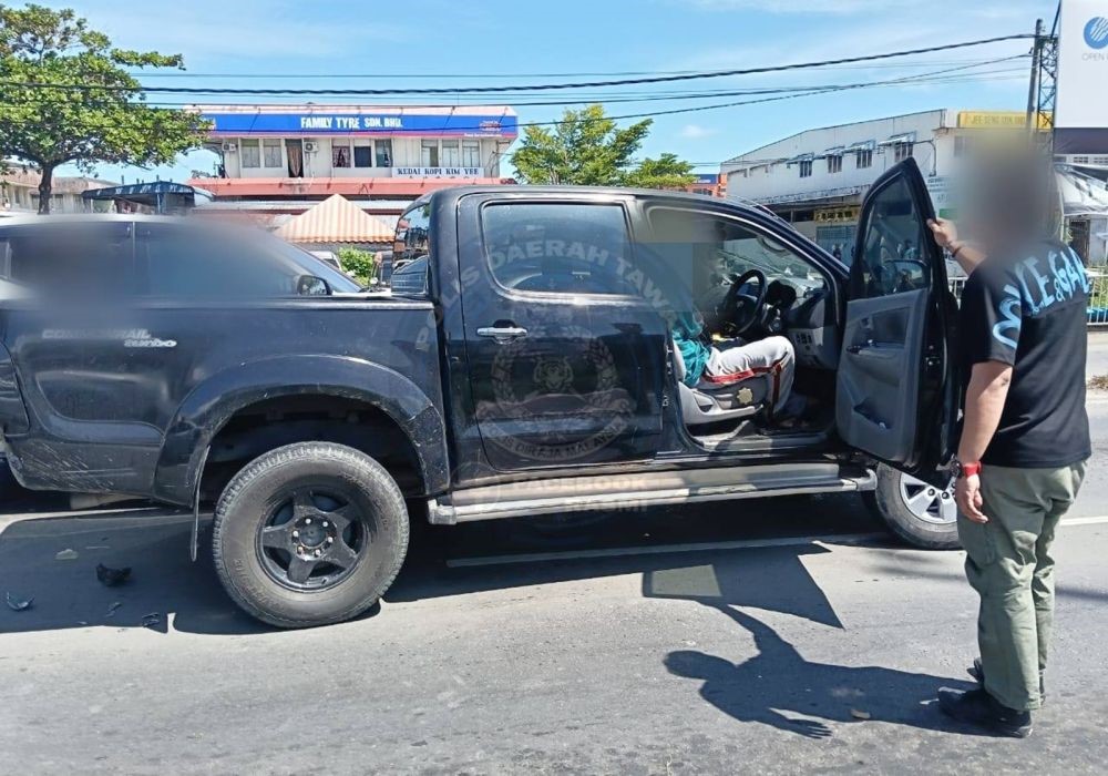 Dua suspek bawa dadah rempuh kereta polis ditahan