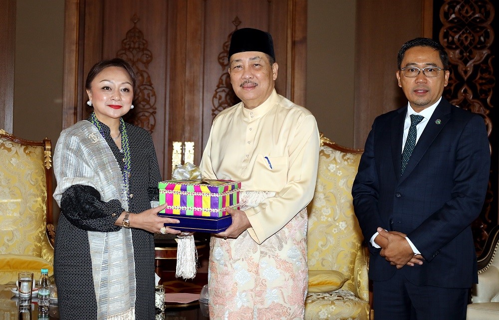 Hajiji terima kunjungan hormat Pengerusi SESB baharu